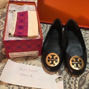 EUC Tory Burch Minnie Size 8
